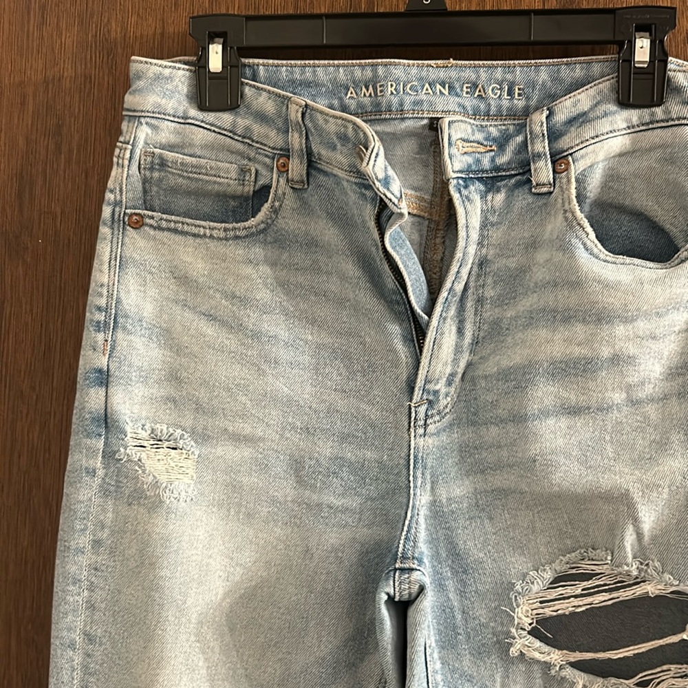 American Eagle Mom Jeans